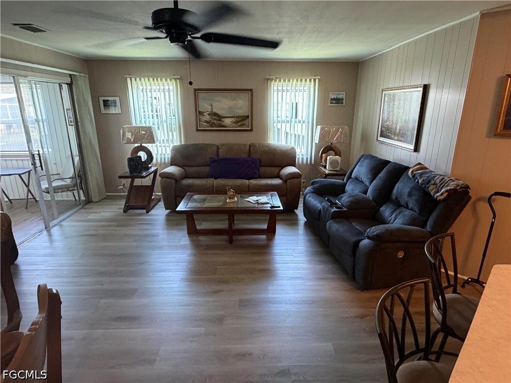 2 Bed ManufacturedHome for Sale in North Fort Myers, photo 12