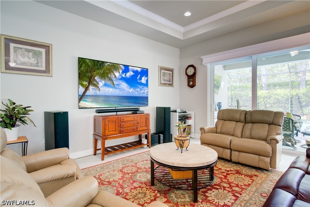 4 Bed Pool Home for Sale in Valencia Bonita, photo 12