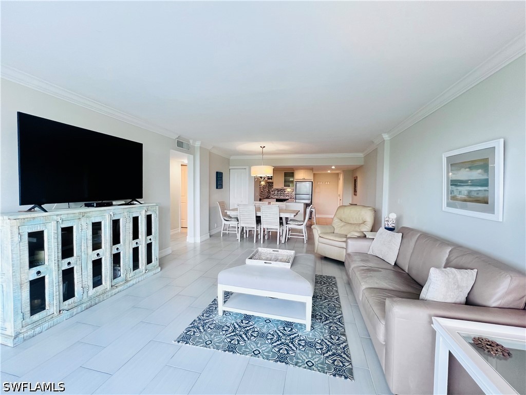 2 Bed Waterfront Home for Sale in Naples, photo 12