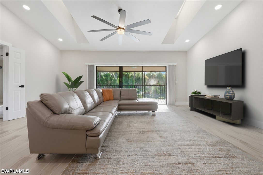 2 Bed Condominium for Sale in Coach House, photo 12