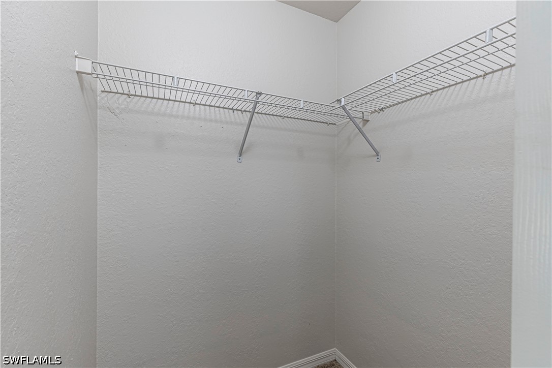 3 Bed SingleFamilyResidence for Sale in Cape Coral, photo 12