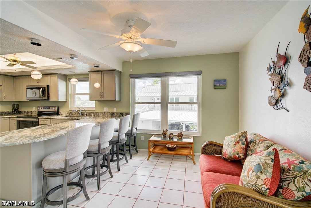 2 Bed Waterfront Home for Sale in Cape Coral, photo 12