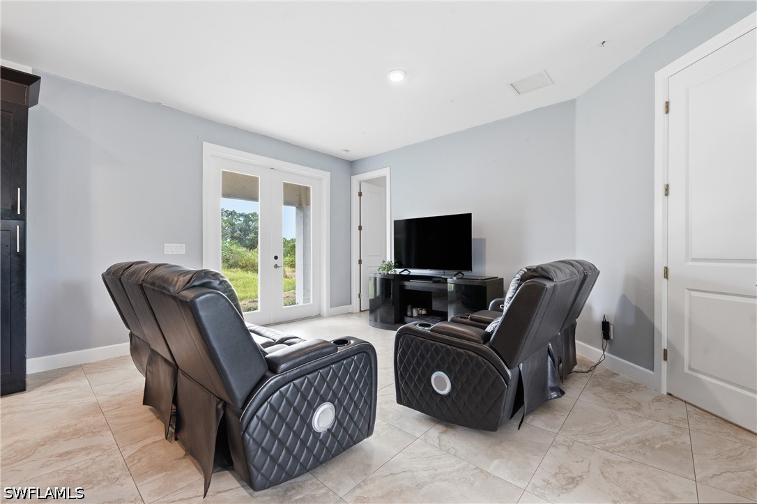 3 Bed SingleFamilyResidence for Sale in Naples, photo 12
