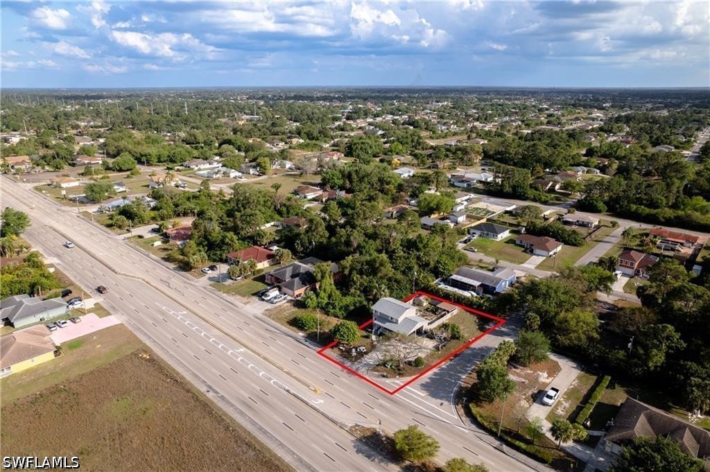 4 Bed SingleFamilyResidence for Sale in Lehigh Acres, photo 12