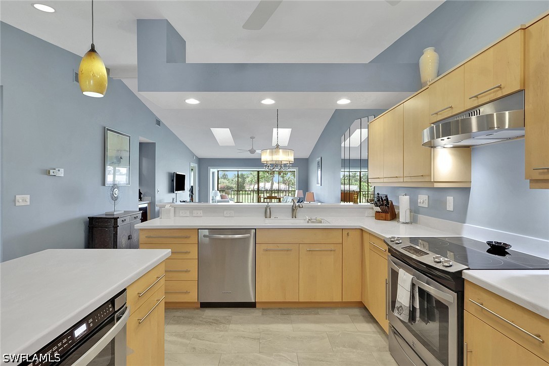 2 Bed Condominium for Sale in Fox Hollow, photo 12