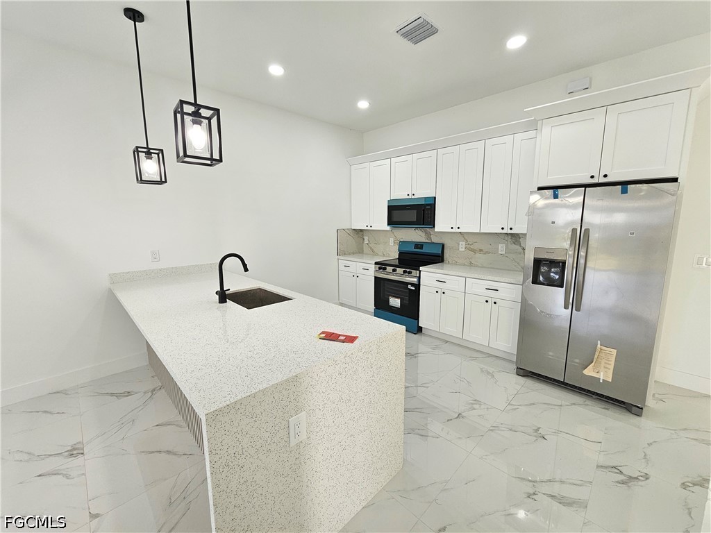 3 Bed Duplex for Sale in Cape Coral, photo 12