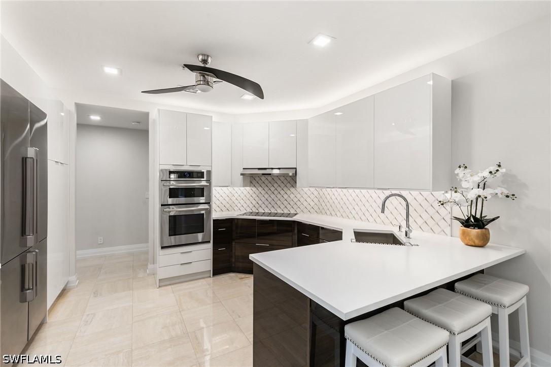 3 Bed Condominium for Sale in Colonade, photo 12