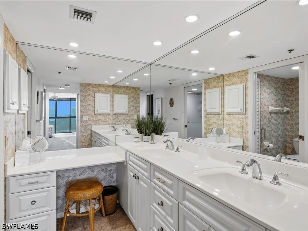 2 Bed Waterfront Home for Sale in Bay Harbor Club Condo, photo 12
