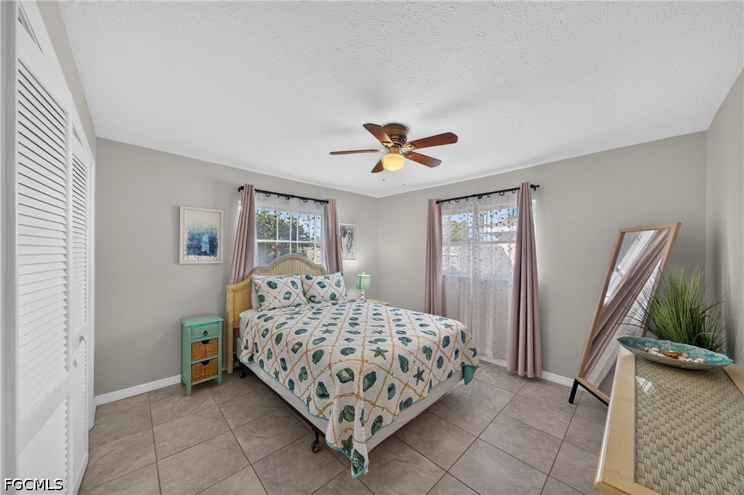 3 Bed SingleFamilyResidence for Sale in Cape Coral, photo 12