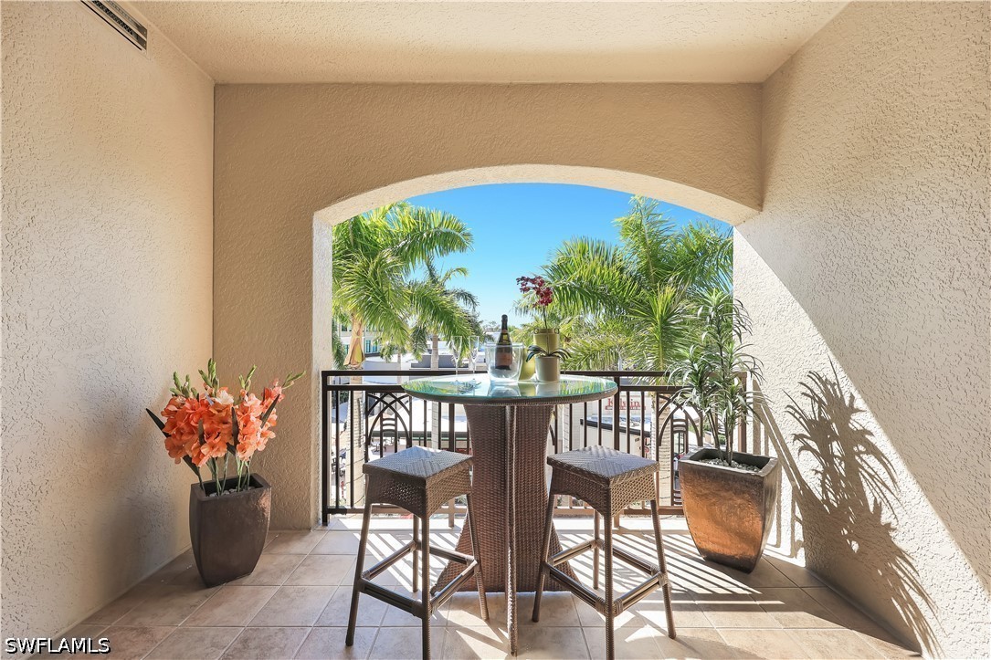 2 Bed Condominium for Sale in The Strada, photo 12