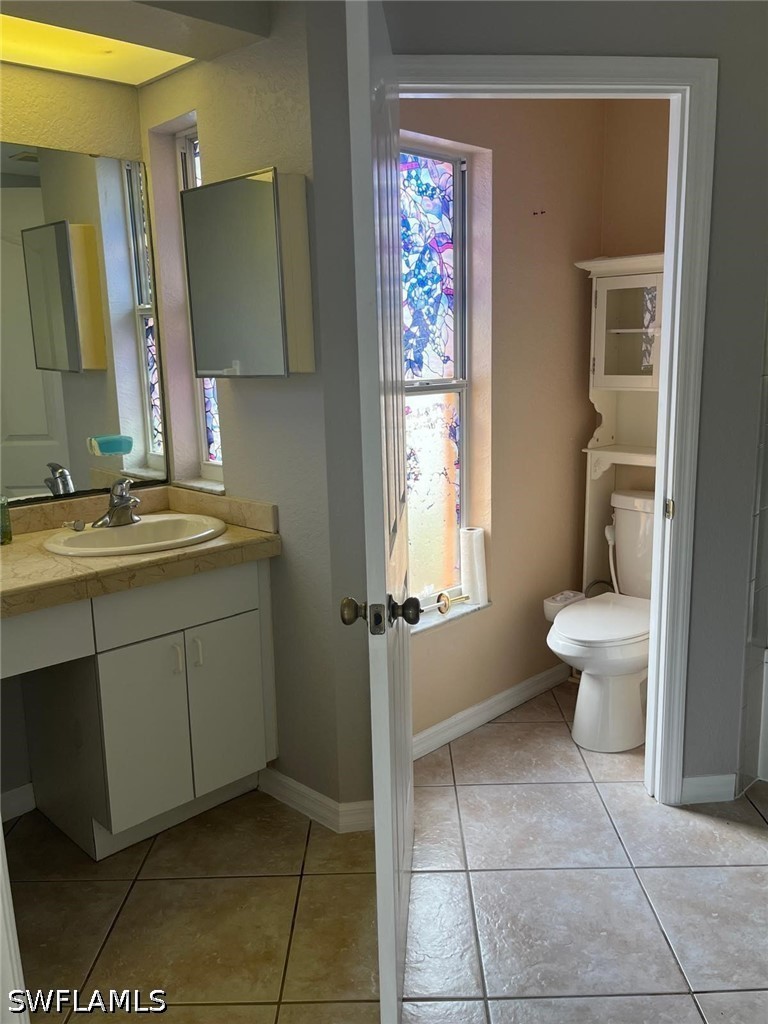 4 Bed Pool Home for Sale in Golden Gate City, photo 12