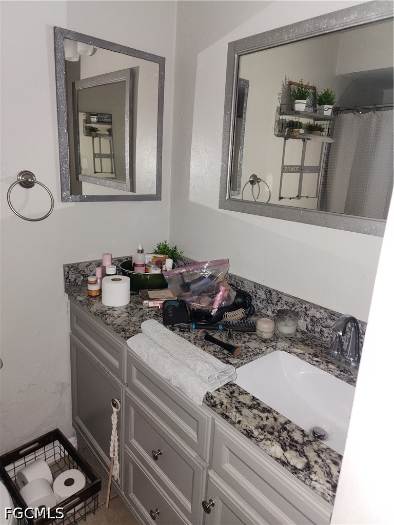 2 Bed Condominium for Sale in Cape Coral, photo 12