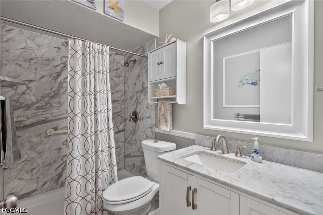 2 Bed Condominium for Sale in Fort Myers, photo 12
