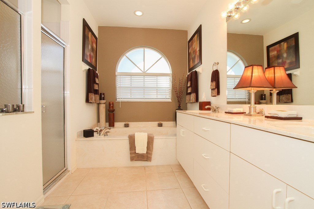 3 Bed Pool Home for Sale in Highland Woods, photo 12