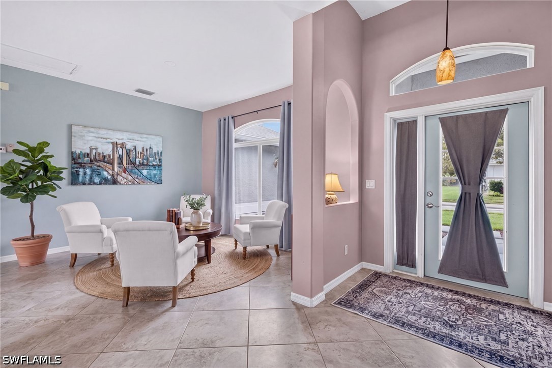 3 Bed Pool Home for Sale in Meadowbrook, photo 12