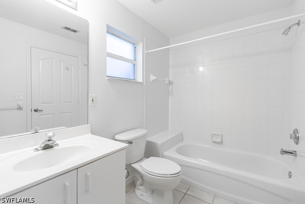 2 Bed Pool Home for Sale in Marker Lake Villas, photo 12