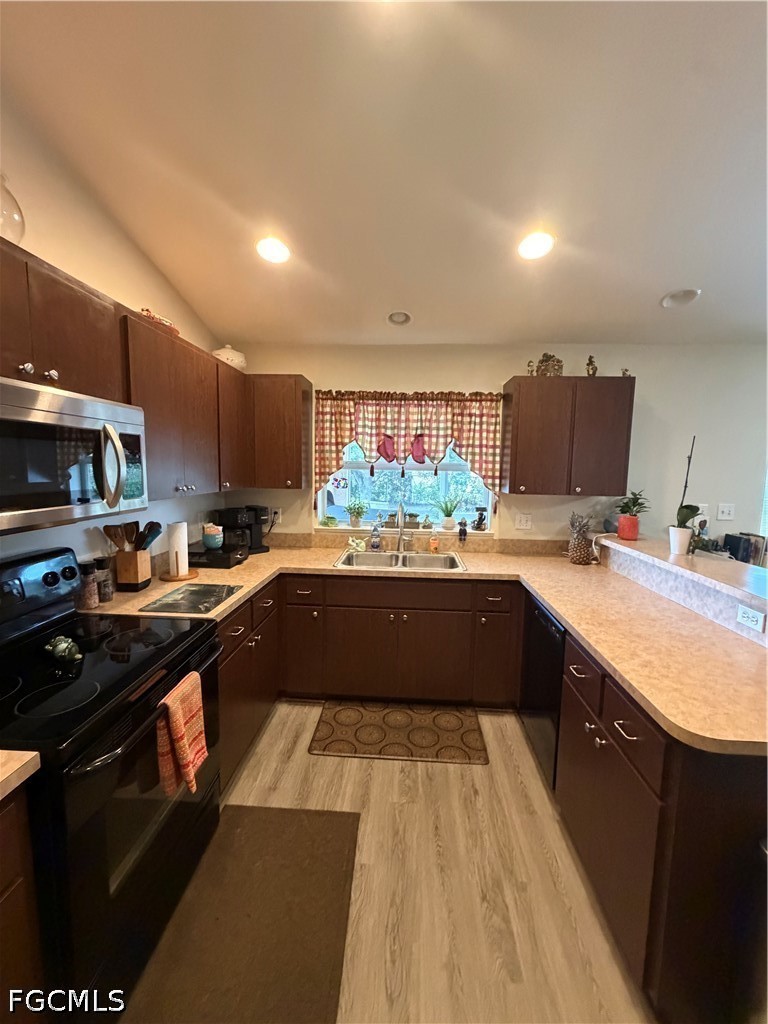 3 Bed SingleFamilyResidence for Sale in Clewiston, photo 12
