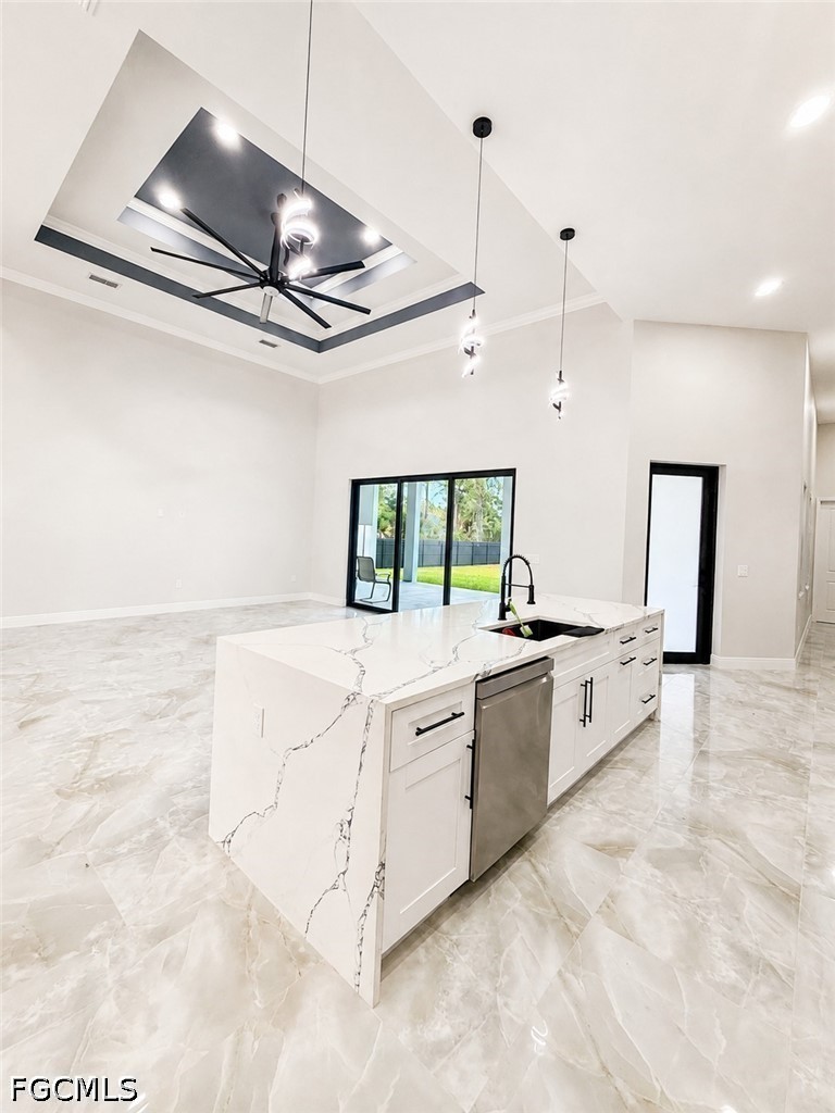 4 Bed SingleFamilyResidence for Sale in Lehigh Acres, photo 12