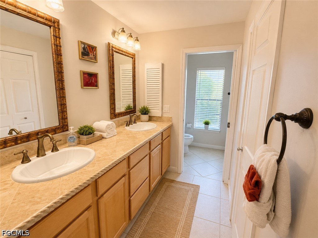 3 Bed Pool Home for Sale in Cape Coral, photo 12
