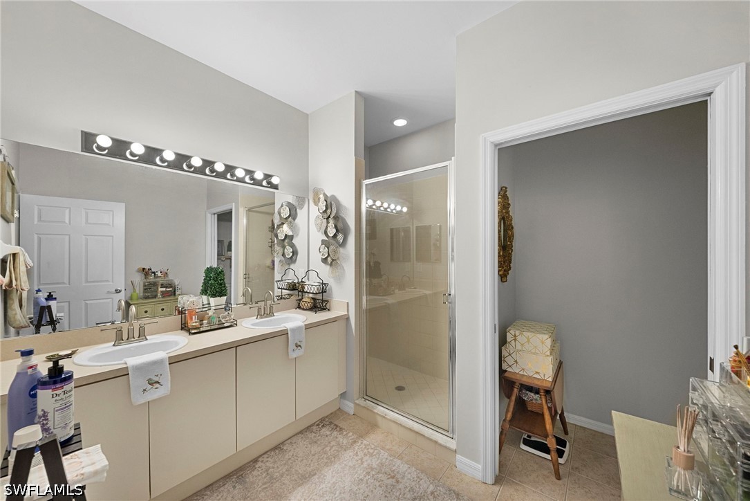3 Bed Condominium for Sale in Bellamar, photo 12