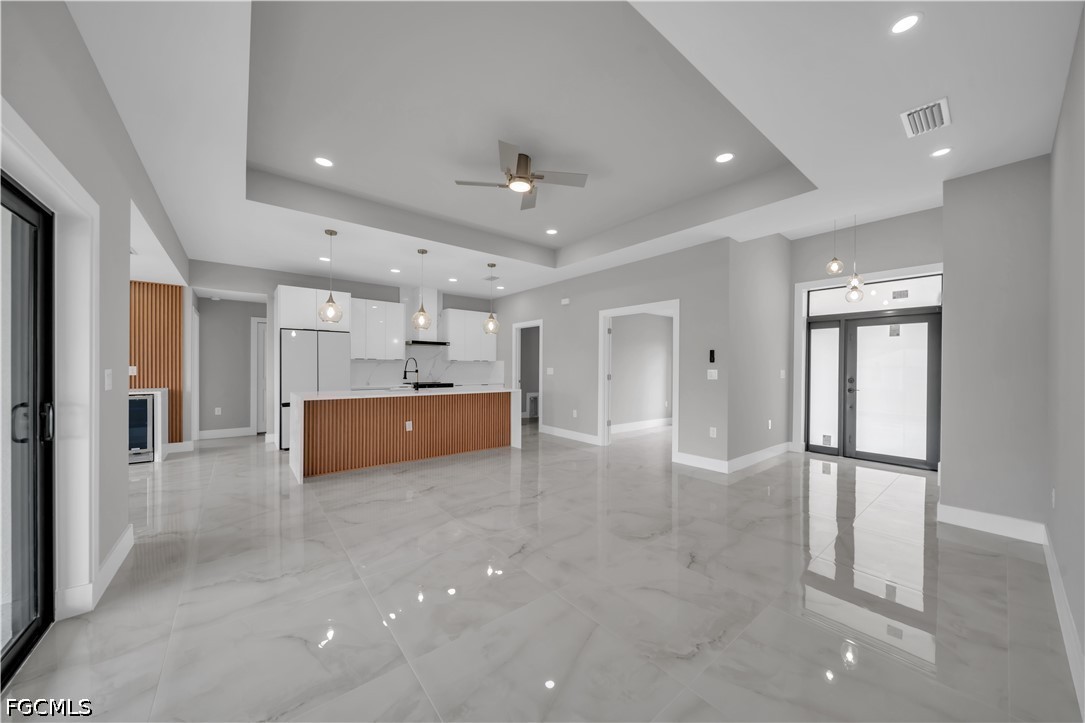 3 Bed SingleFamilyResidence for Sale in Lehigh Acres, photo 12
