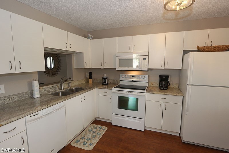 3 Bed Waterfront Home for Sale in Naples, photo 12