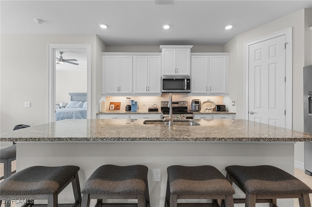 3 Bed SingleFamilyResidence for Sale in Stonewater, photo 13