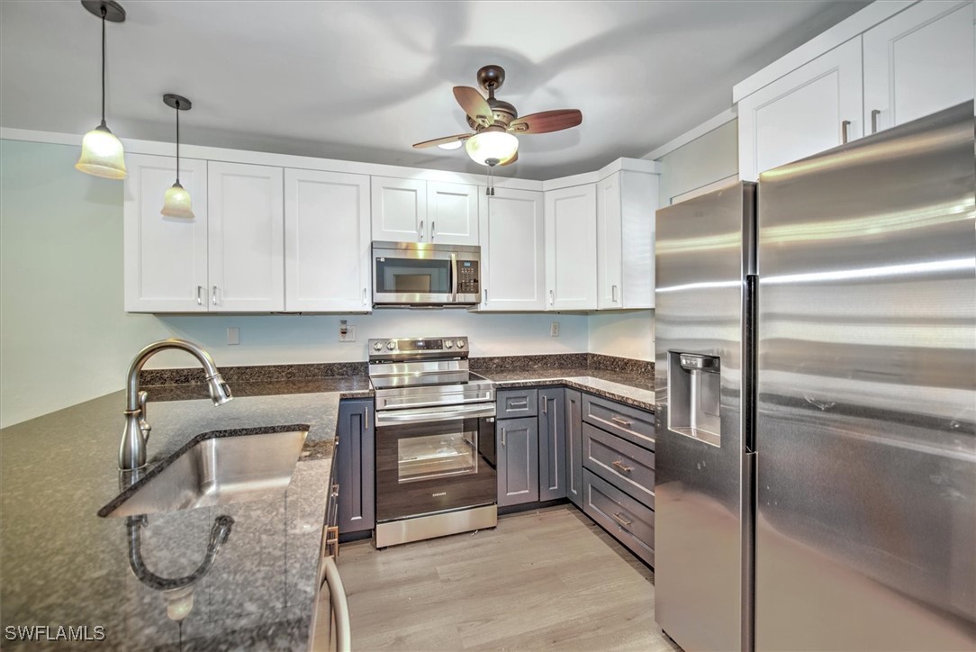 2 Bed Condominium for Sale in Fort Myers, photo 13
