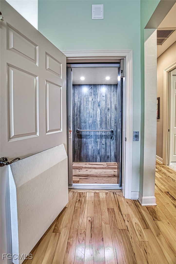 3 Bed Pool Home for Sale in Sanibel Bayous, photo 13