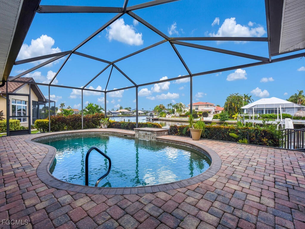 5 Bed Pool Home for Sale in Rose Garden, photo 13