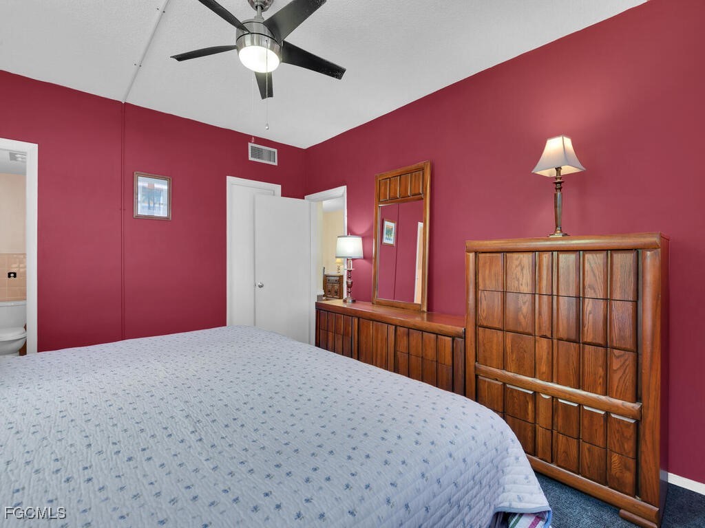 2 Bed Condominium for Sale in Cape Coral, photo 13