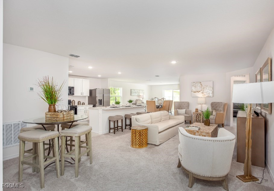 4 Bed SingleFamilyResidence for Sale in Cape Coral, photo 13