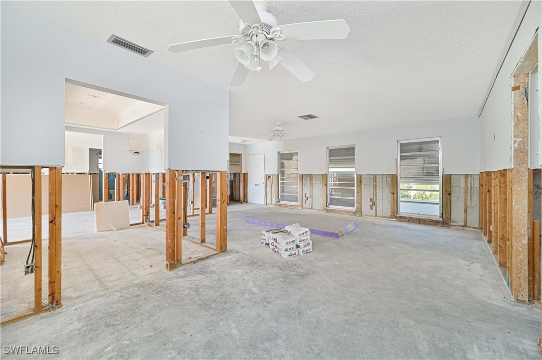 2 Bed Pool Home for Sale in Punta Gorda Isles, photo 13