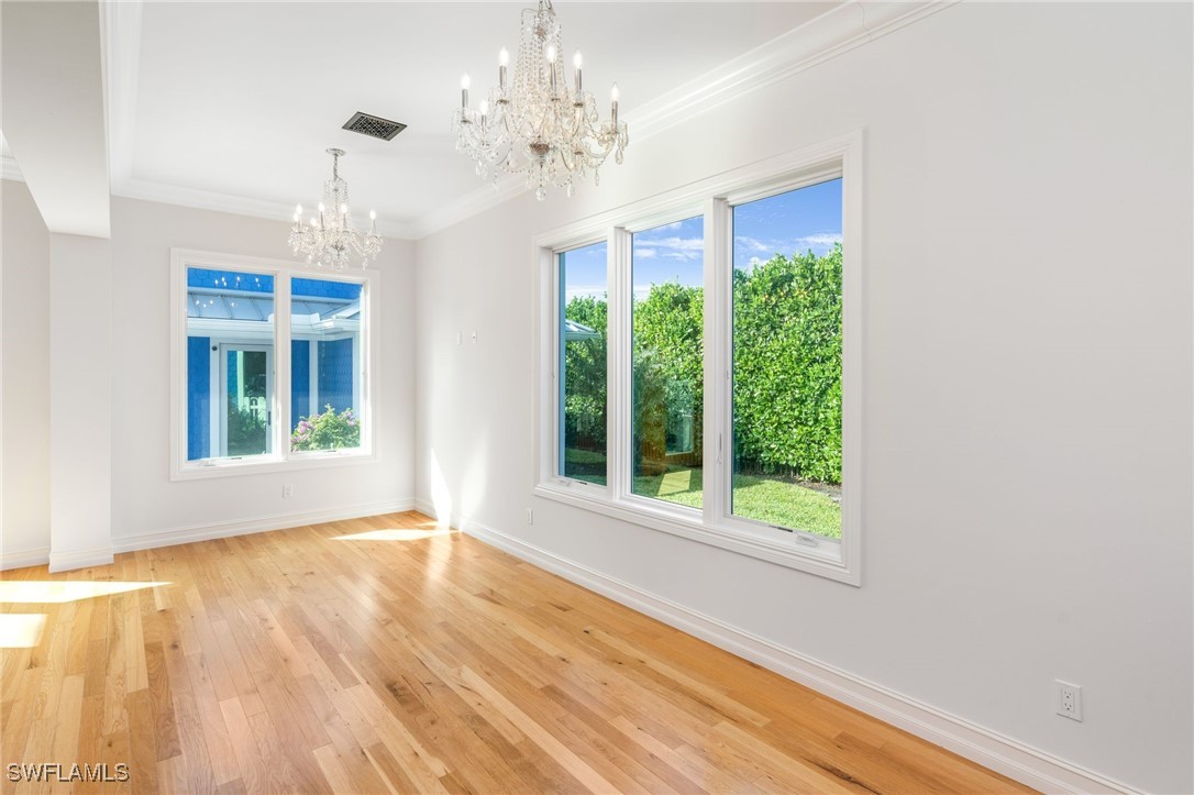 3 Bed SingleFamilyResidence for Sale in Naples Park, photo 13