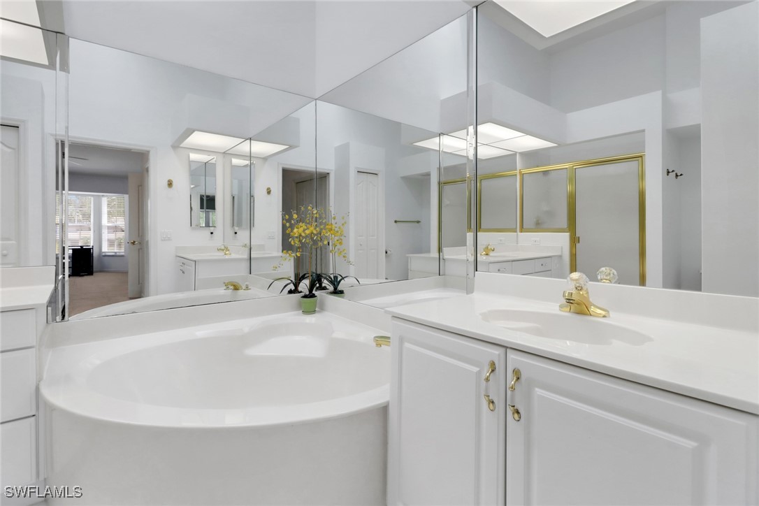 3 Bed Waterfront Home for Sale in Naples, photo 13