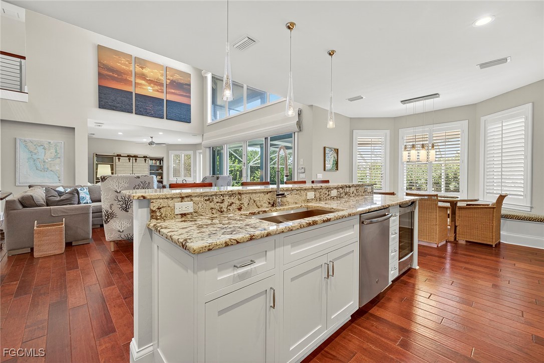 4 Bed Pool Home for Sale in Sanibel, photo 13