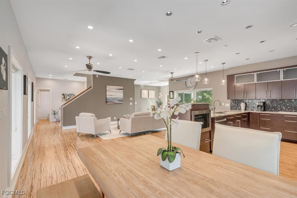 3 Bed Pool Home for Sale in Castaway Estates, photo 13
