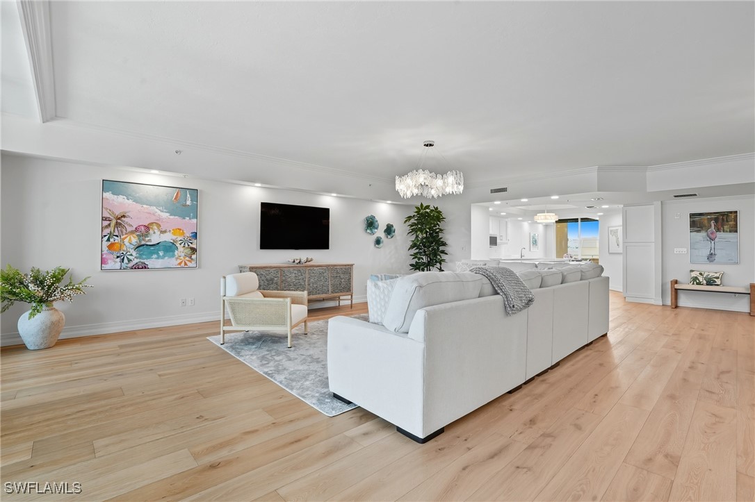 3 Bed Waterfront Home for Sale in Naples, photo 13