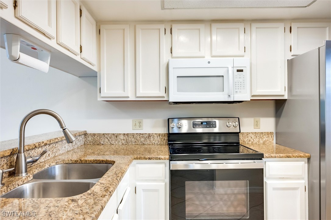 2 Bed Pool Home for Sale in Augusta Woods, photo 13
