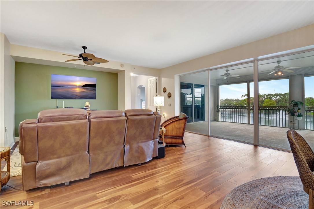 3 Bed Waterfront Home for Sale in Naples, photo 13