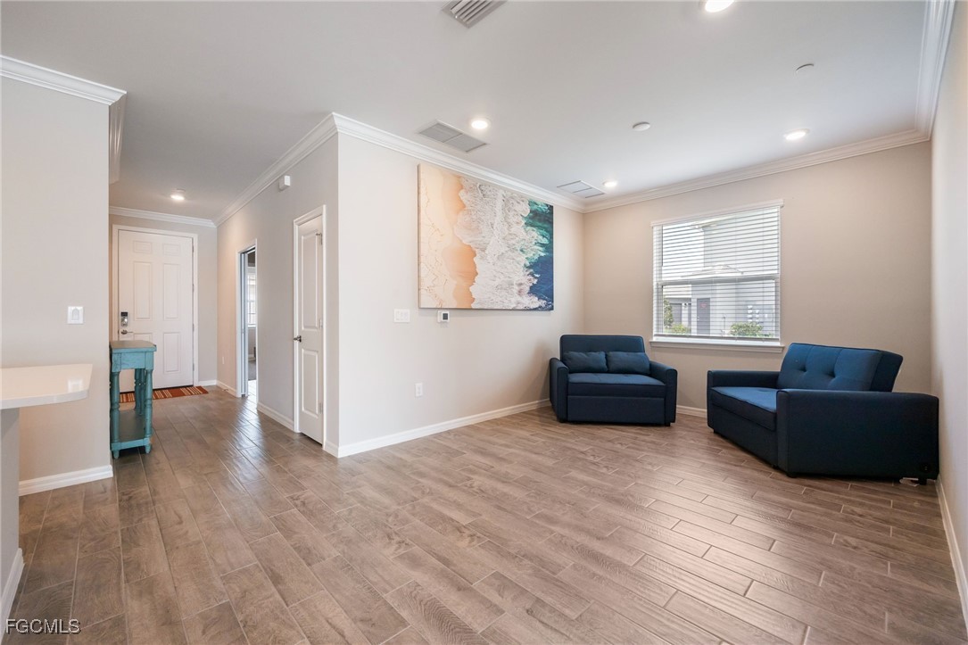 2 Bed Waterfront Home for Sale in Fort Myers, photo 13
