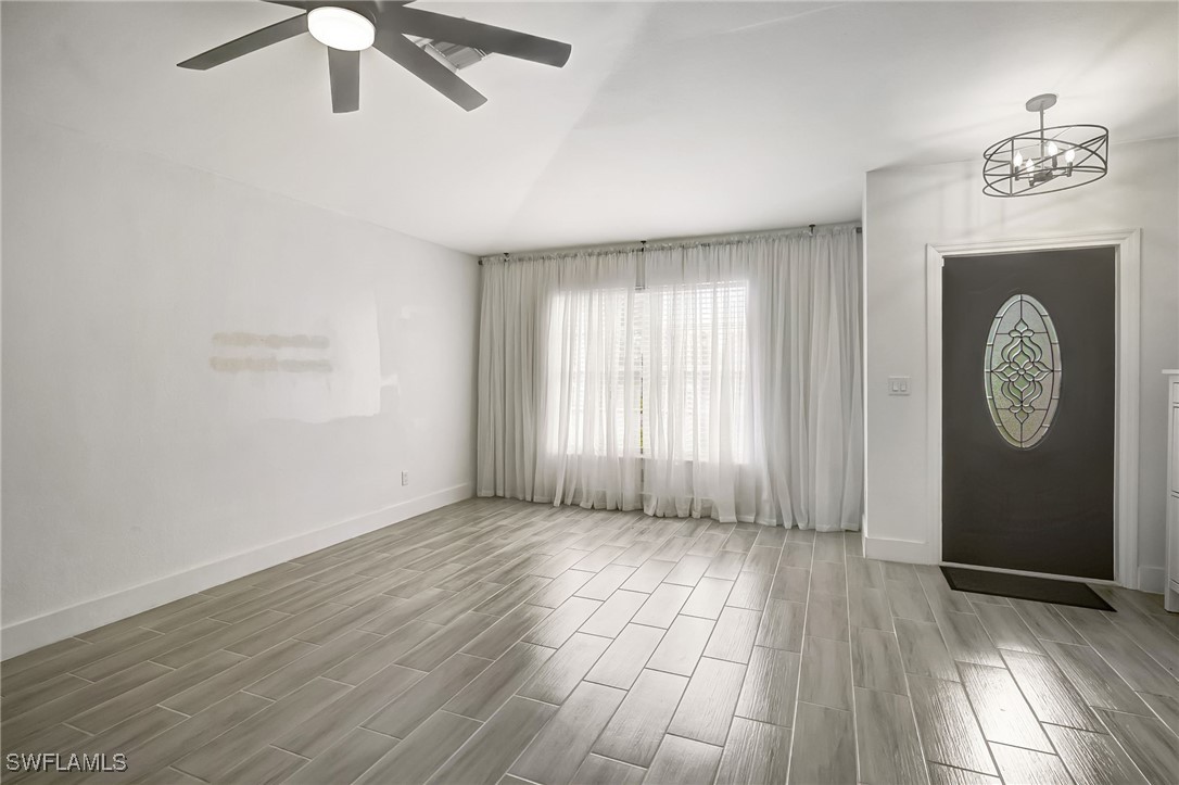 4 Bed SingleFamilyResidence for Sale in Fort Myers, photo 13