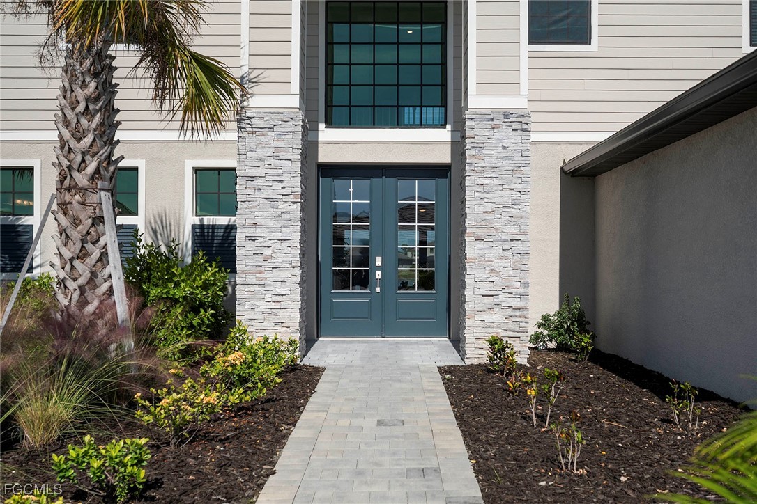 5 Bed Pool Home for Sale in Timber Creek, photo 13