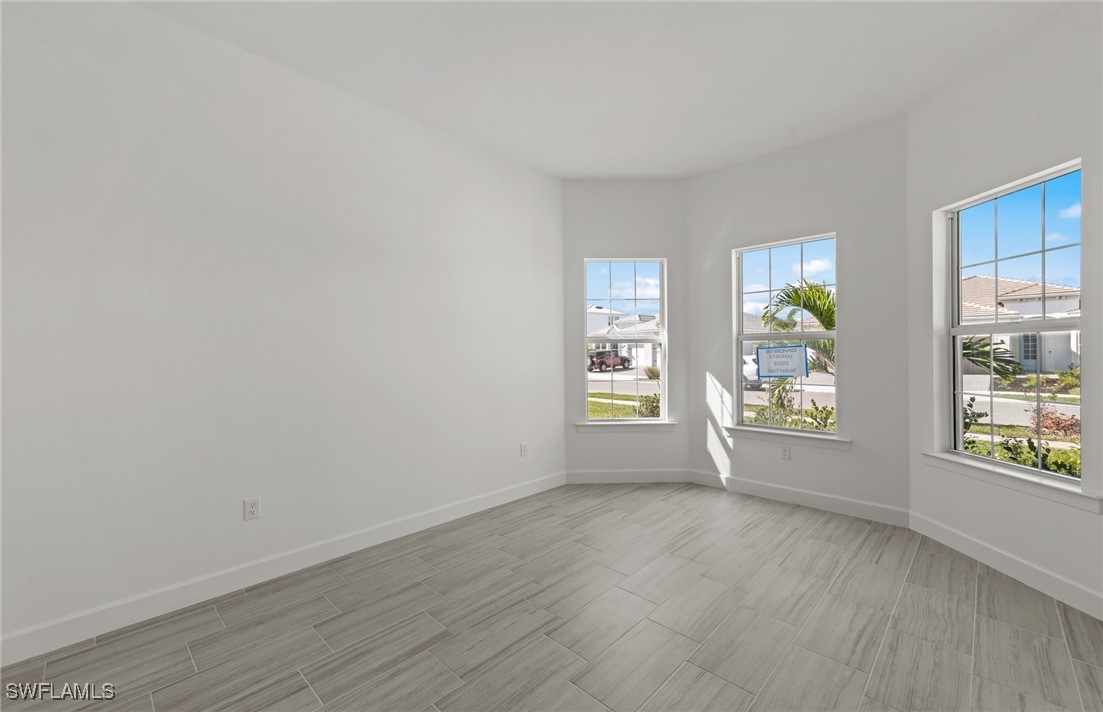 3 Bed Waterfront Home for Sale in Terrawalk, photo 13
