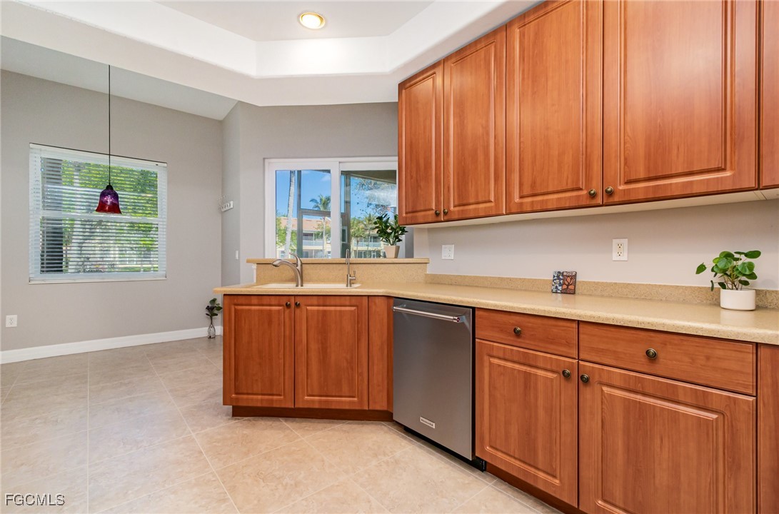 3 Bed Condominium for Sale in Jonathans Bay, photo 13