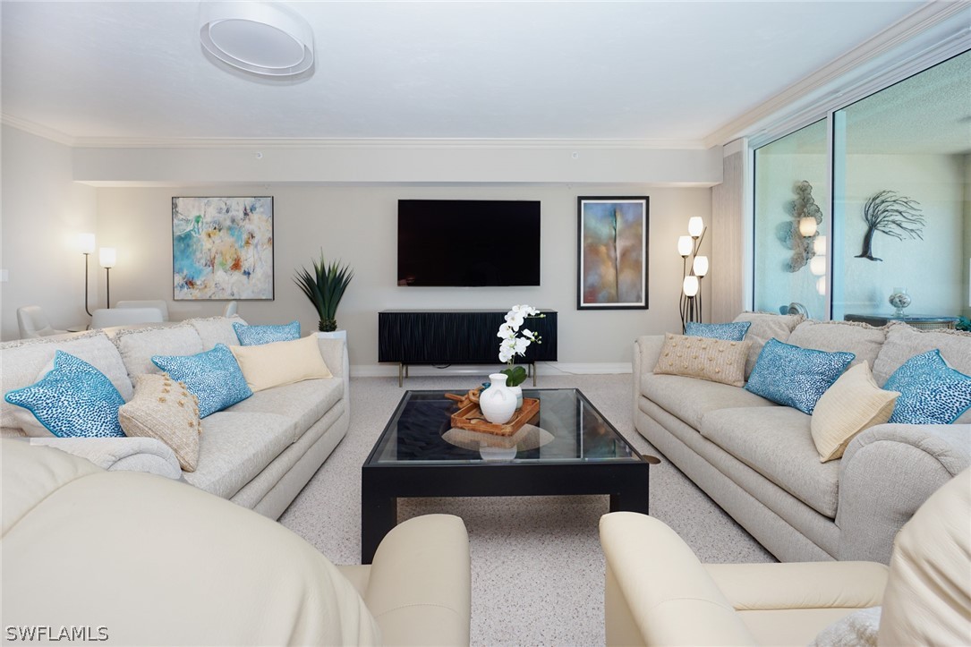 3 Bed Waterfront Home for Sale in Naples, photo 13