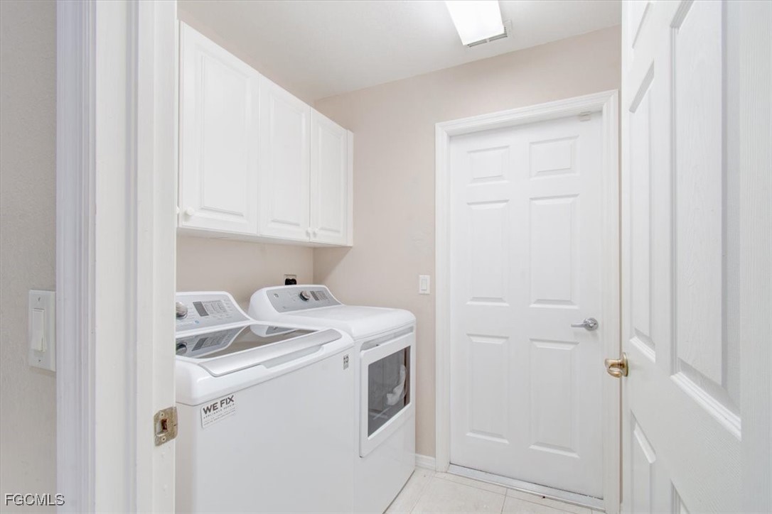 3 Bed SingleFamilyResidence for Sale in Cape Coral, photo 13