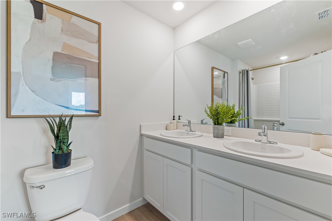 4 Bed SingleFamilyResidence for Sale in Cape Coral, photo 13