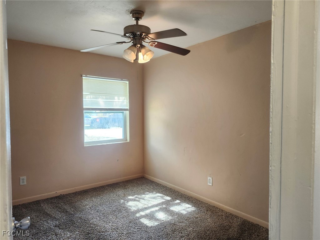 3 Bed SingleFamilyResidence for Sale in Fort Myers, photo 13
