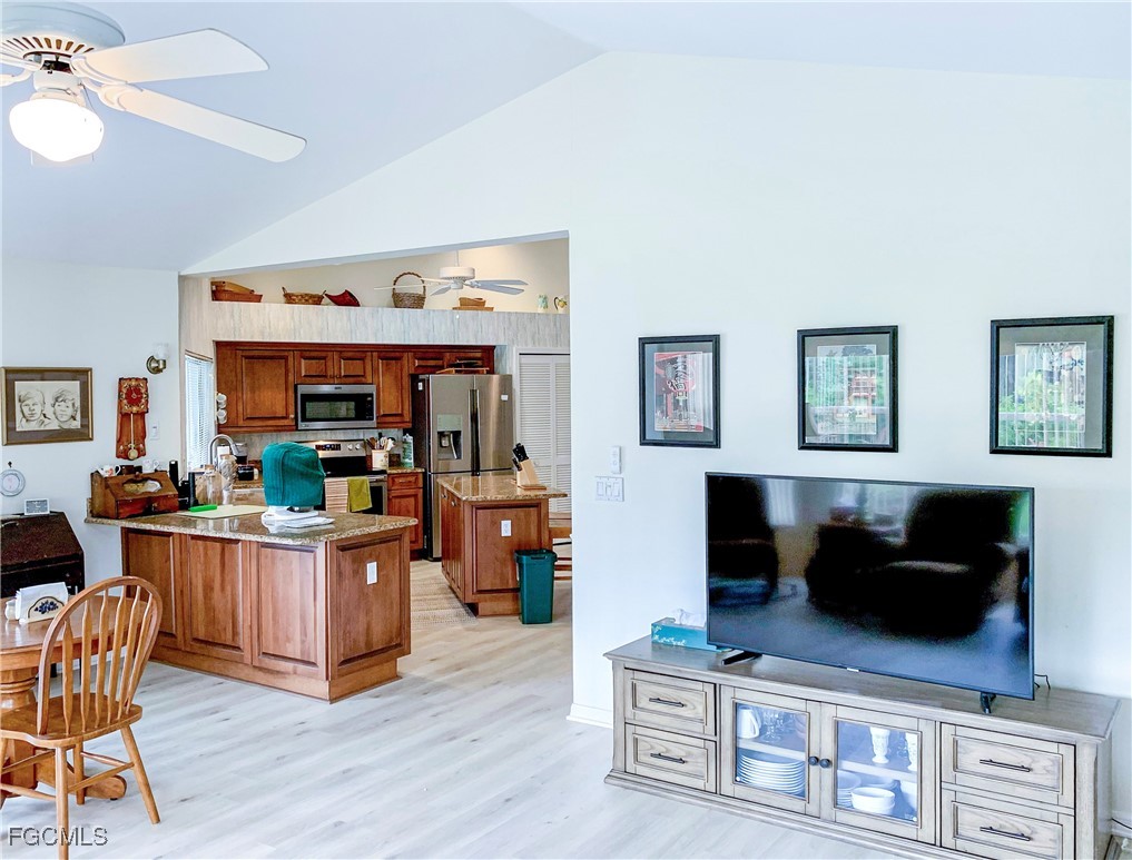 3 Bed Waterfront Home for Sale in Fort Myers, photo 13